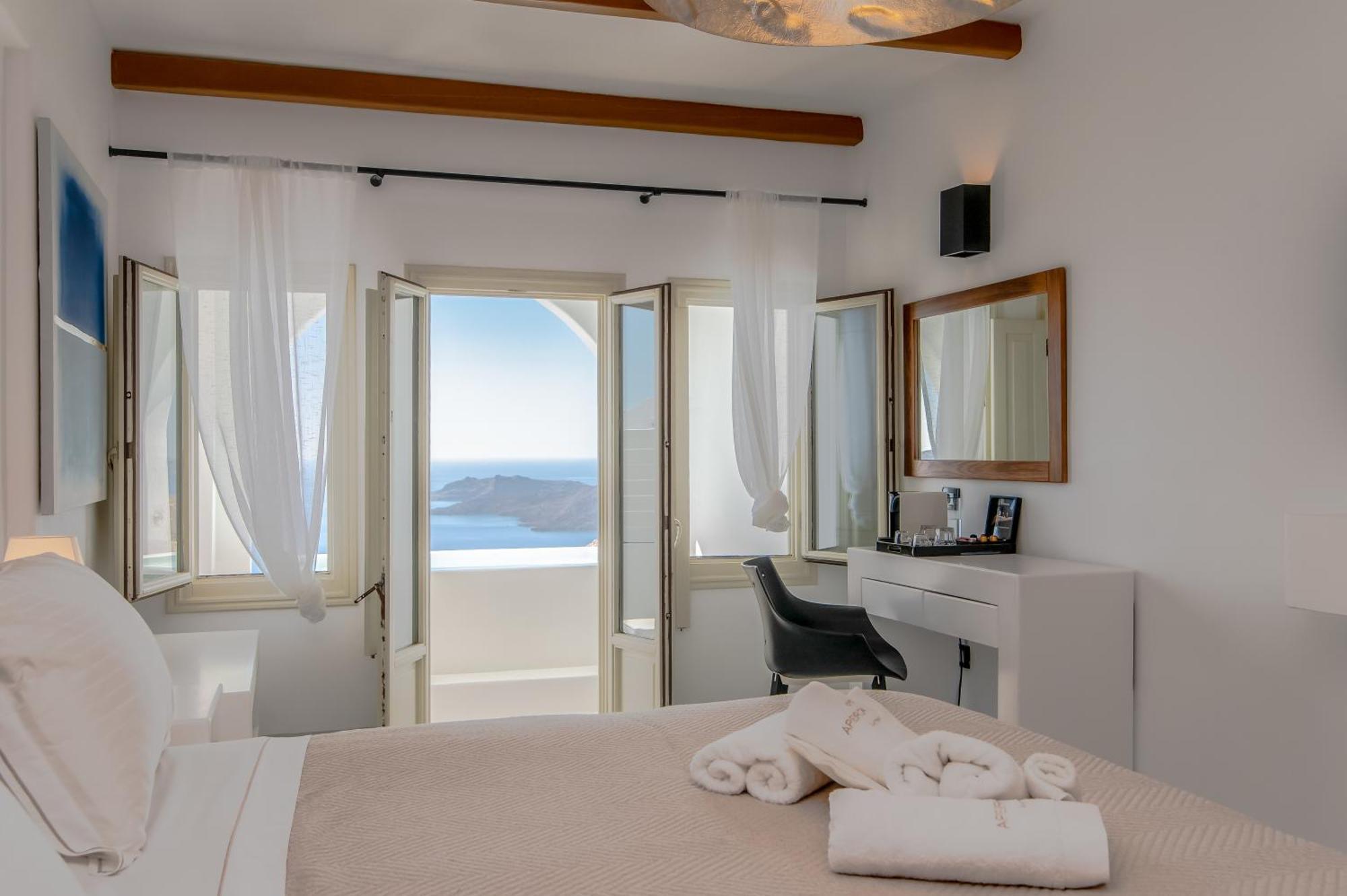 Apeiron Blue Santorini - Sustainable Adults Only 14 Plus Тира Номер фото